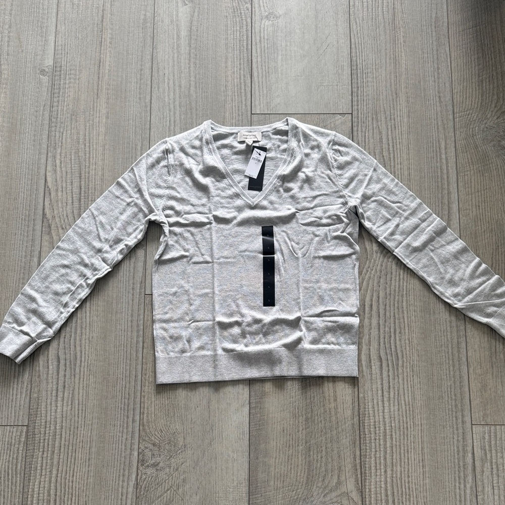 Banana Republic Soft Gray V-Neck Sweater